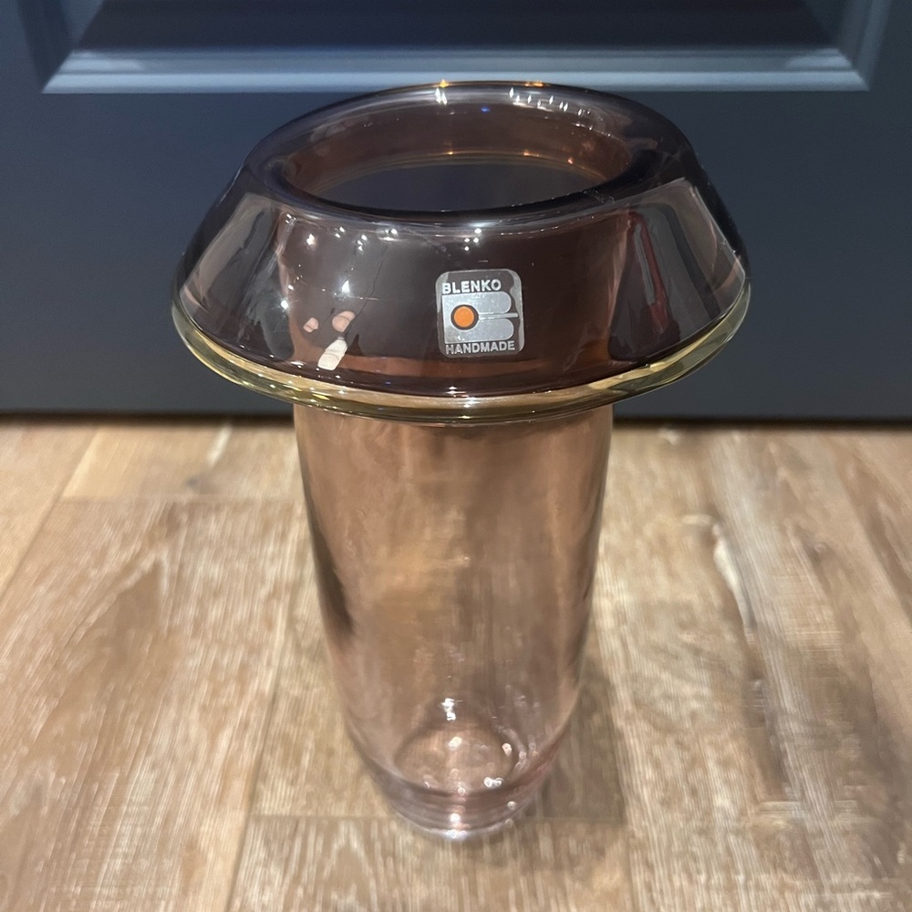 Blenko blown glass vase - original sticker - orchid